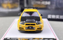 Load image into Gallery viewer, FH 1:64 Yellow Carbon Skyline GTR R34 Z-Tune Sport Model Diecast Metal Car New Collection