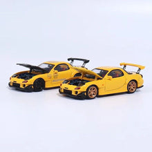 Load image into Gallery viewer, BSC 1:64 JDM RX7 FD3S RE Racing Sports Model Diecast Metal Car New