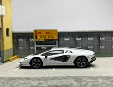 Load image into Gallery viewer, MINIGT 1:64 Countach LPI800-4 Racing Sports Model Diecast Metal Car #567