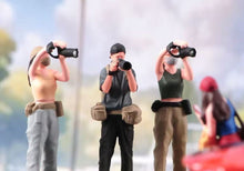 Load image into Gallery viewer, 1:64 Painted Figure Model Miniature Resin Diorama Sand Photographer Cameraman