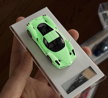 Load image into Gallery viewer, LJM 1:64 2002 ENZO Super Racing Sports Model Diecast Resin Car New Collection