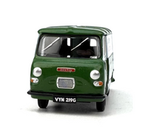 Load image into Gallery viewer, 1:76 Green Austin J4 Delivery Van Southern Electric Model Diecast Metal Car