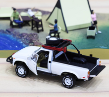 Load image into Gallery viewer, BM 1:64 1980 Hilux N60 N70 Diorama Accessory Figure Model Diecast Metal Car