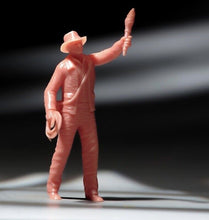 Load image into Gallery viewer, 1:64 Painted Unpainted Figure Model Miniature Resin Diorama Sand Treasure Hunter