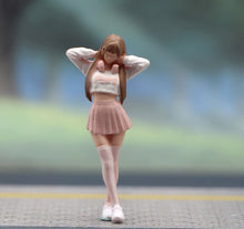 Load image into Gallery viewer, 1:64 Painted Figure Model Miniature Resin Diorama Sand Toy Headset Pinky Girl