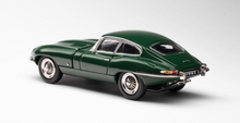 Load image into Gallery viewer, GFCC 1:64 Green 1961 E Type Sports Coupe Classic Model Diecast Metal Car New