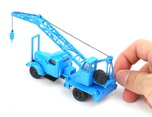 Load image into Gallery viewer, XCARTOYS 1:64 Blue FAW Jiefang CA10 Crane Truck Model Diecast Metal Car New