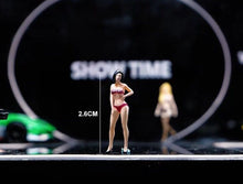 Load image into Gallery viewer, 1:64 Painted Figure Mini Model Miniature Resin Diorama Sexy Girl Super Model