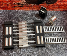 Load image into Gallery viewer, 1:64 Dyno Machine Garage Display Scene Model Resin For Car New