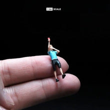Load image into Gallery viewer, 1:64 Painted Figure Mini Model Miniature Resin Diorama Sand People Referee Man