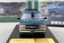 Load image into Gallery viewer, Bliss 1:64 Green Suburban GMT400 SUV Sports Model Diecast Metal Car New Collection