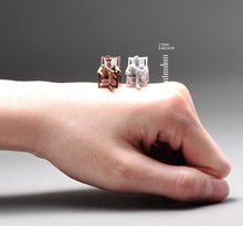 Load image into Gallery viewer, 1:64 Painted Unpainted Figure Model Miniature Resin Diorama Man Sitting in Chair New