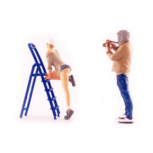 Load image into Gallery viewer, 1:64 Painted Figure Mini Model Miniature Resin Diorama Camera man Shooting Model