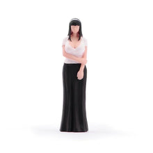 Load image into Gallery viewer, 1:64 Painted Figure Model Miniature Resin Diorama Sand Model Beauty Sexy Girl New Collection