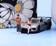 Load image into Gallery viewer, 1:64 Painted Figure Model Miniature Resin Diorama Sand Girl Boy Couple Lovers