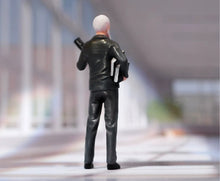 Load image into Gallery viewer, 1:64 Painted Figure Model Miniature Resin Diorama Toy Sand Old Man White Hair