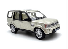 Load image into Gallery viewer, 1:76 Gold Land Rover Discovery 4 SUV ORV HSE Model Diecast Metal Car New Collection