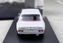 Load image into Gallery viewer, BSC 1:64 White 300SEL W109 AMG 6.8 Sedan Classic Model Diecast Metal Car New Collection