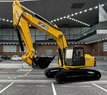 Load image into Gallery viewer, 1:76 Yellow JCB Construction Excavator Digger Model Diecast Metal New Collection