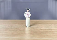 Load image into Gallery viewer, 1:64 Painted Figure Model Miniature Resin Diorama Sand Ancient Costume Girl Lady
