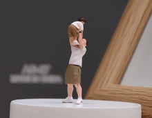 Load image into Gallery viewer, 1:64 Painted Figure Model Miniature Resin Diorama Toy Sand Father and Son Boy