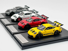 Load image into Gallery viewer, SW 1:64 992 GT3 RS Racing Sports Model Diecast Metal Car New Collection