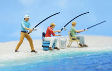 Load image into Gallery viewer, 1:64 Painted Figure Model Miniature Resin Diorama Sand Fishing Fisherman Angeler New Collection