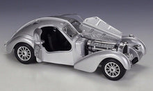Load image into Gallery viewer, Bburago 1:24 1936 Atlantic Classic Vintage Model Toy Diecast Metal Car BN