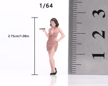 Load image into Gallery viewer, 1:64 Painted Figure Model Miniature Resin Sand Vintage Curly Hair Woman Beauty