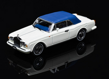 Load image into Gallery viewer, GFCC 1:64 1993 Corniche IV Drophead Luxury Classic Model Diecast Metal Car