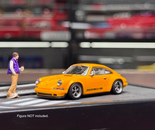 Load image into Gallery viewer, Zincit 1:64 Yellow 911 964 Singer Coupe Sports Model Diecast Metal Car New Collection