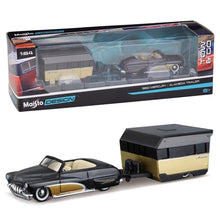 Load image into Gallery viewer, Maisto 1:64 1950 Mercury Alameda Traveler Trailer Tow & Go Model Metal Car