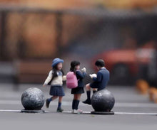 Load image into Gallery viewer, 1:64 Painted Figure Model Miniature Resin Diorama Toy Sand Uniform Student Kids