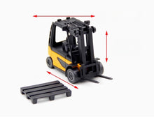 Load image into Gallery viewer, 1:64 Painted Figure Model Miniature Resin Diorama Workder Porter Handler Man Toy Collection