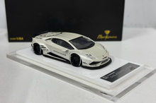 Load image into Gallery viewer, Onemodel 1:64 Pearl White LP610 Huracan LB Sports Model Diecast Resin Car New Collection