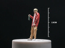 Load image into Gallery viewer, 1:64 Painted Figure Mini Model Miniature Resin Diorama Drinking Couple Man Lady New Scene