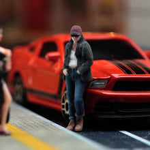 Load image into Gallery viewer, 1:24 Painted Figure Model Miniature Resin Diorama Sand Cool Girl Hat Denim