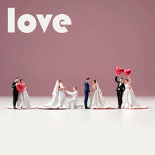 Load image into Gallery viewer, 1:64 Painted Figure Model Miniature Resin Diorama Wedding Couple Bride Groom Toy