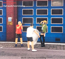 Load image into Gallery viewer, 1:64 Painted Figure Mini Model Miniature Resin Diorama Street Shooting Model