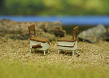 Load image into Gallery viewer, 1:64 Painted Figure Model Miniature Resin Diorama Sand Fishing Fisherman Angeler New Collection