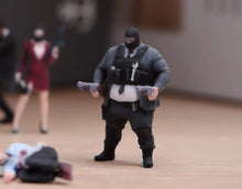 Load image into Gallery viewer, 1:64 Painted Figure Model Miniature Resin Diorama Toy Sand Gangster Bandit Set