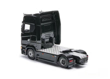 Load image into Gallery viewer, Masdi 1:64 Black Scania 770s Truck Tractor Sports Model Diecast Metal Car New Collection