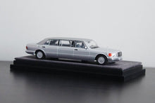 Load image into Gallery viewer, MZS 1:64 Silver W126 1000Sel Luxury Limousine Model Diecast Metal Car New Collection