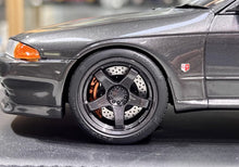 Load image into Gallery viewer, MH 1:18 JDM Gray Skyling GTR R32 Nismo Sports Model Diecast Resin Car New Collection