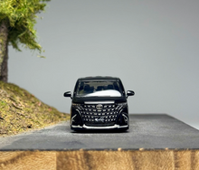 Load image into Gallery viewer, Minigt 1:64 Black Alphard Mini Van MPV VIP Sports Model Diecast Metal Car New Collection