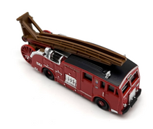 Load image into Gallery viewer, 1:120 F12 London Fire Engine Truck Model Diecast Metal Car
