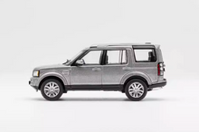 Load image into Gallery viewer, GCD 1:64 Discovery 4 Luxury SUV Off Road Sports Model Diecast Metal Car New