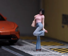 Load image into Gallery viewer, 1:64 Painted Figure Model Miniature Resin Sand Diorama Pink Top Pretty Girl Lady