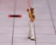 Load image into Gallery viewer, 1:64 Painted Figure Model Miniature Resin Sand Ball-catching girl Lady Woman