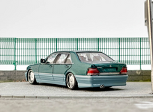 Load image into Gallery viewer, SW 1:64 Green S600 W140 VIP Sedan Sports Model Diecast Metal Car New Collection